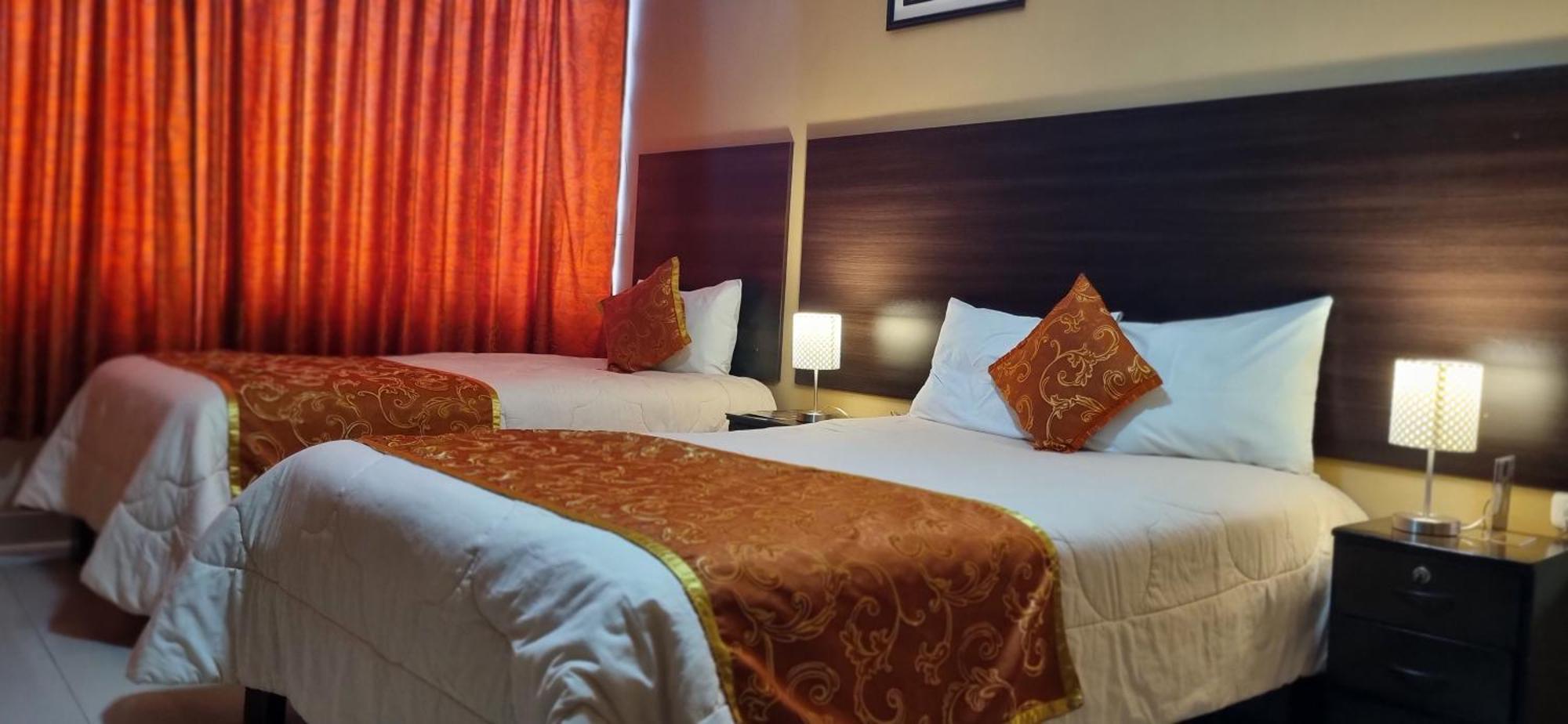 Hotel Los Nogales Кахамарка Экстерьер фото